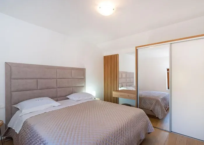 Mit Jacuzzi-ta Leut Agency By Interhome